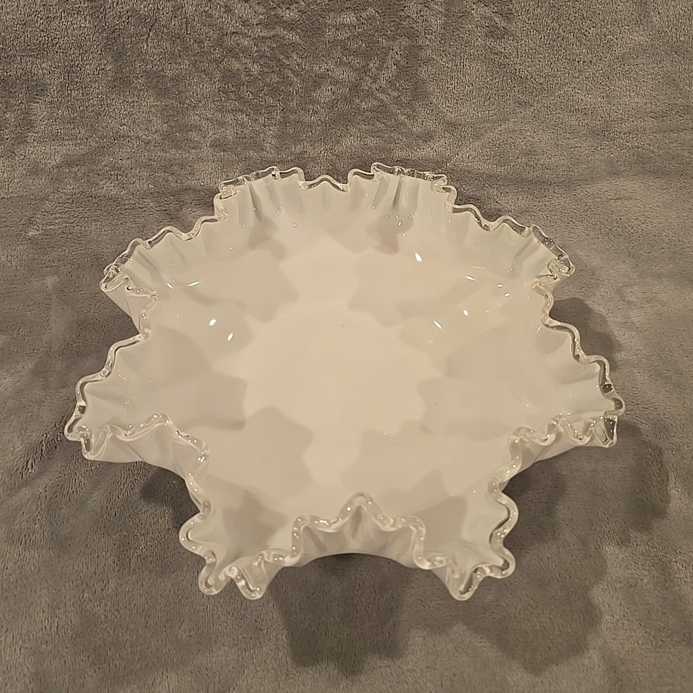 Vintage Unmarked Fenton White Milk Glass Silver Crest Ruffled Edge Bowl